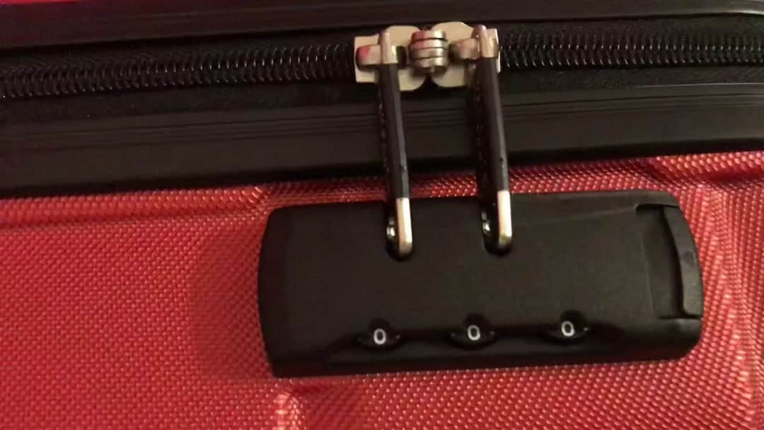 Jak ustawić kod w walizce Ochnik - proste kroki i wskazówki