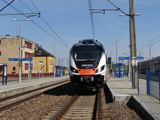 Pociąg Kielce Sandomierz - sprawdź, gdzie się zatrzymuje i stacje